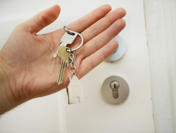 https://MikealaS.StopRentingStartOwning.com